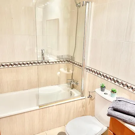 San Juan. Piscina Y Parking Privado. דירה
