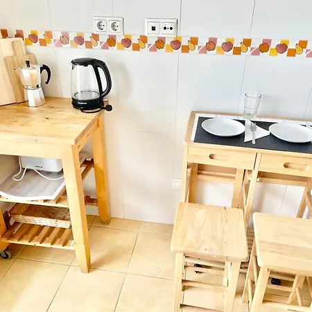 San Juan. Piscina Y Parking Privado. *