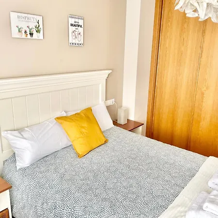 San Juan. Piscina Y Parking Privado. *