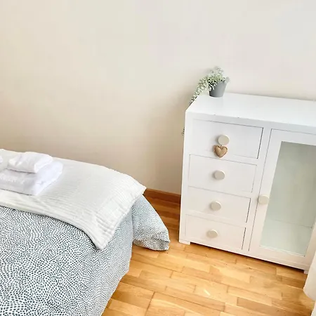 San Juan. Piscina Y Parking Privado. Daire